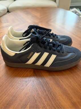 adidas Samba OG Collegiate Navy Cloud White Sneakers Women’s 7.5